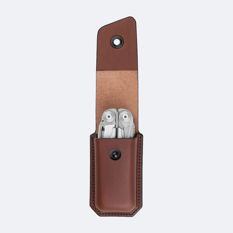 Étui Cuir Tanné Végétal Taille Large - AINSWORTH Pour Pince LEATHERMAN 5 Étui Cuir Tanné Végétal Taille Large - AINSWORTH Pour Pince LEATHERMAN – Image 3