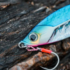 JIG Biastos Slow 90gr BLEU PHOSPHO Pêche Au Jigging -Pêche Soldes jig biastos slow 90gr bleu phospho peche au jigging 3