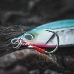 JIG Biastos Slow 90gr BLEU PHOSPHO Pêche Au Jigging -Pêche Soldes jig biastos slow 90gr bleu phospho peche au jigging 4